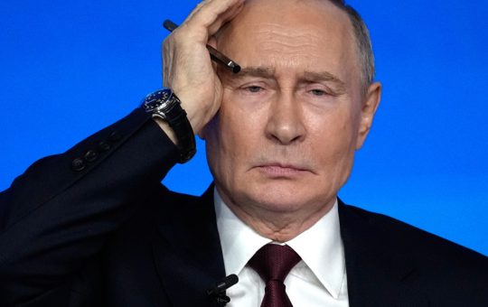 Putin și Paradoxul Războiului: Cum Conflictul din Ucraina a Transformit Europa și a Slăbit Ambițiile Imperiale Rusești