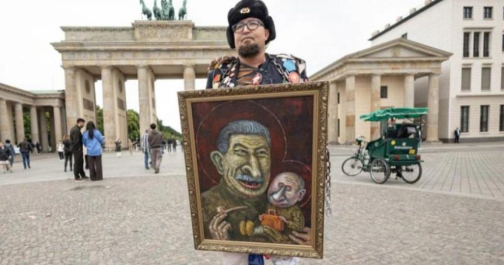Asasinatul politic al caricaturistului Robert Kuzovkov în Polonia: o analiză detaliată
