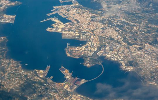 Expansiunea Beijingului în Europa: Provocări și Implicații pentru NATO prin Investițiile Chineze în Porturile Spaniole