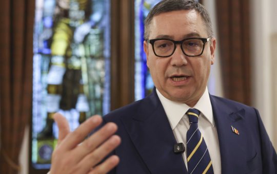 Victor Ponta și AUR: Dincolo de Politica Românească – O Analiză Profundă a Schimbărilor Politice Actuale