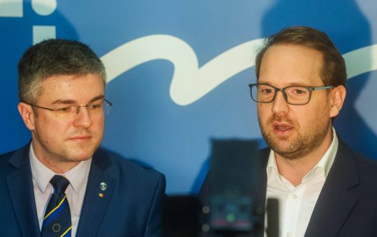 Dominic Fritz și USR: Între provocări și reforme politice până în 2029