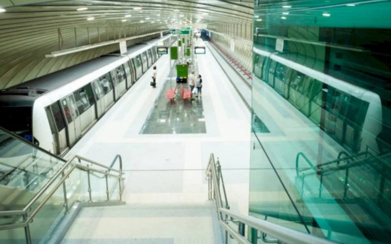 Incendiu în zona stației de metrou Titan: Implicații pentru comunitate și infrastructură