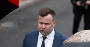 Concedieri în Masă în Serviciile de Informații Americane: Decizii Controversate sub Conducerea lui Bill Pulte