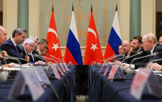 Relațiile Turco-Ruse în Decline: Implicațiile Răcirii Legăturilor Putin-Erdogan pentru NATO