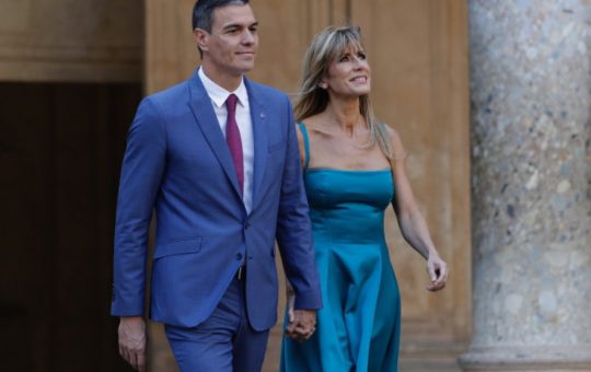 Controversa din Umbra: Begona Gomez, Soția Premierului Spaniol, Trimisa în Judecată pentru Corupție