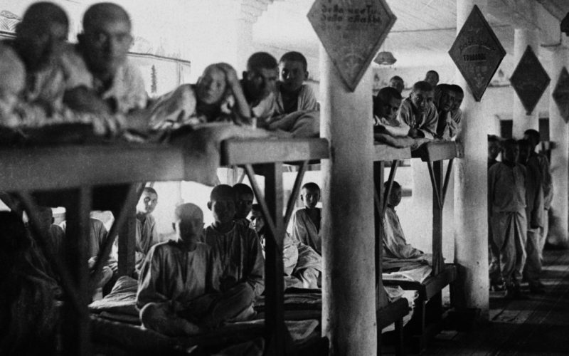 Evoluția și Răspândirea Limbajului Secret al Prizonierilor din Lagărele Sovietice: De la Gulag la Internet