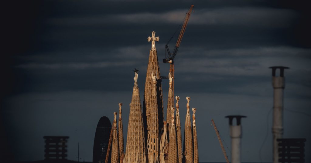 Secretele matematice ale Sagrada Familia: Armonie și simbolism în capodopera lui Antoni Gaudí