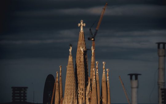 Secretele matematice ale Sagrada Familia: Armonie și simbolism în capodopera lui Antoni Gaudí