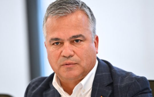 Guvernul Veștea: O nouă eră politică și provocările viitoare ale cabinetului