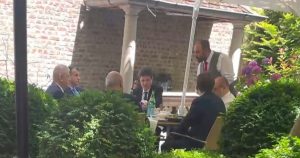 Întâlnirea de la Bruxelles: Strategii Politice și Implicații pentru România