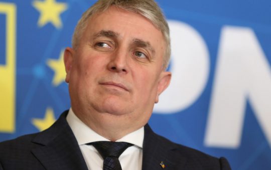 Lucian Bode și Provocările Liberalismului: O Analiză a Ultimatumurilor din PNL