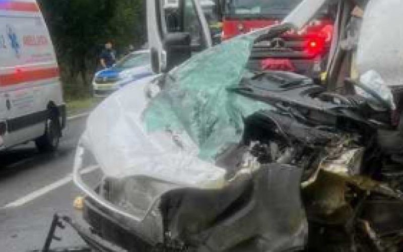 Tragedia de pe DN 56A: Un accident devastator în Mehedinți și implicațiile acestuia asupra siguranței rutiere