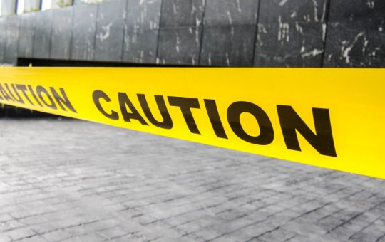 Tragedie într-un liceu din Filipine: Un atac armat cutremură Tacloban și ridică întrebări despre violența în școli