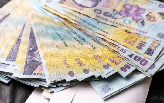 Reforma sistemului de salarizare și combaterea muncii la negru: O analiză a programului de guvernare propus de Adrian Veștea