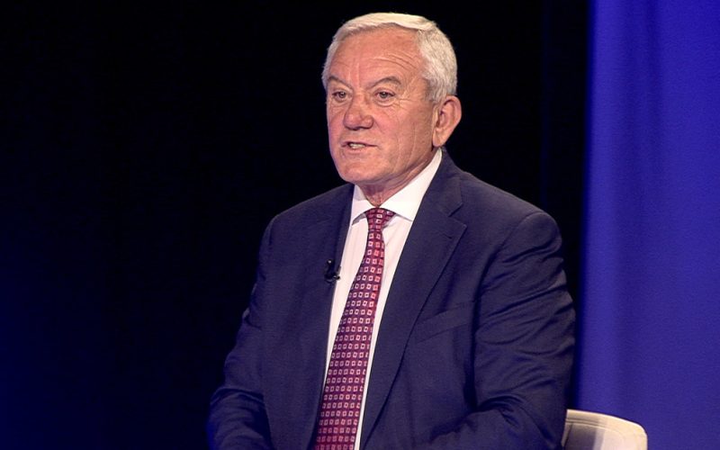 Critica lui Constantin Toma la adresa Guvernului Veștea: O analiză detaliată a provocărilor politice actuale