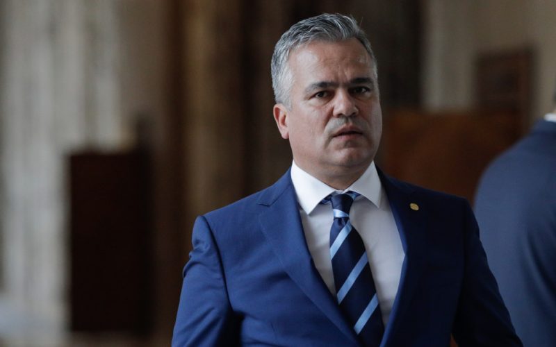 Criza din PNL: Excluderea lui Adrian Veștea și a altor patru liberali - Un semnal de alarmă pentru partidul istoric