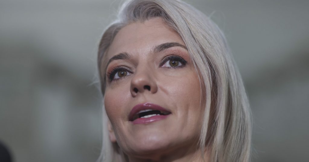 Alina Gorghiu și Viitorul PNL: O Bătălie pentru Identitate și Stabilitate Politică