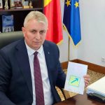 Declinul PNL: O analiză a crizei interne și a impactului asupra politicii românești