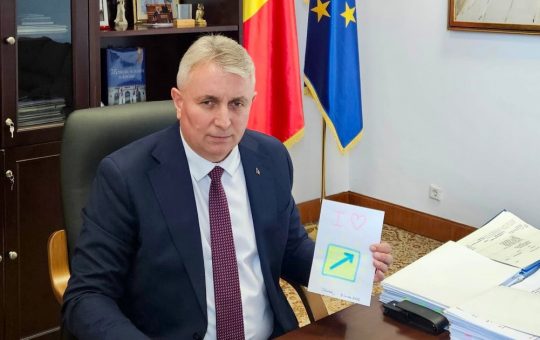 Declinul PNL: O analiză a crizei interne și a impactului asupra politicii românești