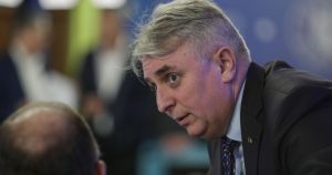 Negocierile PNL-AUR: Dilemele politice și viitorul Guvernului Veștea