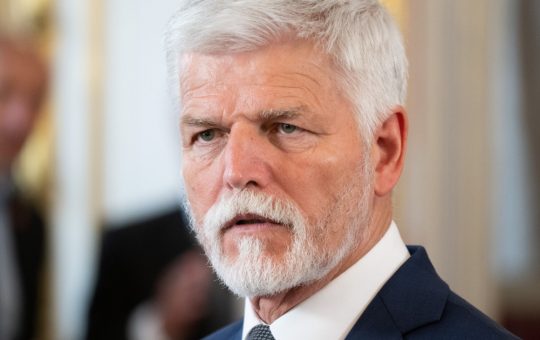 Conflictul din Cehia: Excluderea Președintelui Petr Pavel de la Summitul NATO și Implicațiile Sale
