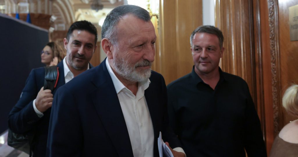 Paul Stănescu: Sorin Grindeanu, O Soluție Viabilă pentru Premier în Contextul Crizei Politice din România