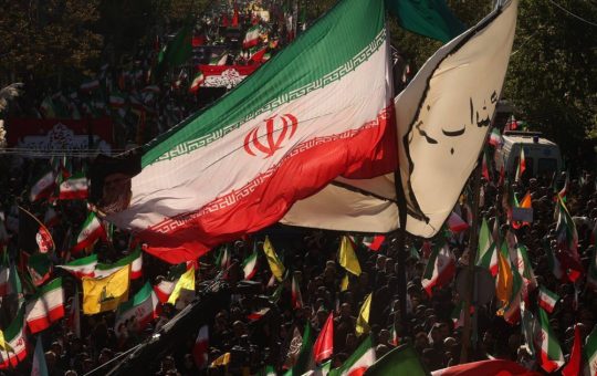 Iranul la răscruce: provocările unui regim în criză după război