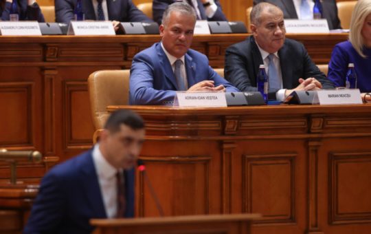 Criza Politică din România: O Analiză Detaliată a Instabilității și Provocărilor Viitoare