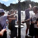 Impactul caniculei în Franța: Înecurile tragice și perturbările în transportul public