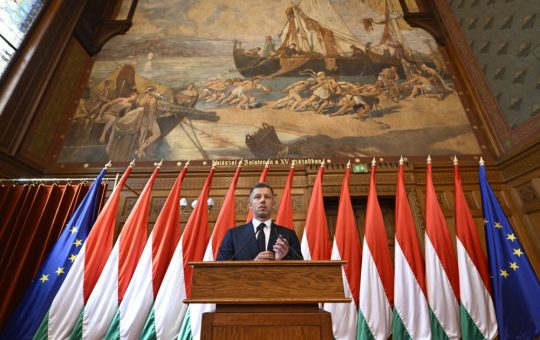Prim-ministrul Ungariei, Peter Magyar, și Reformele care Vizează Eliberarea Ţării de „Mafia” lui Viktor Orban