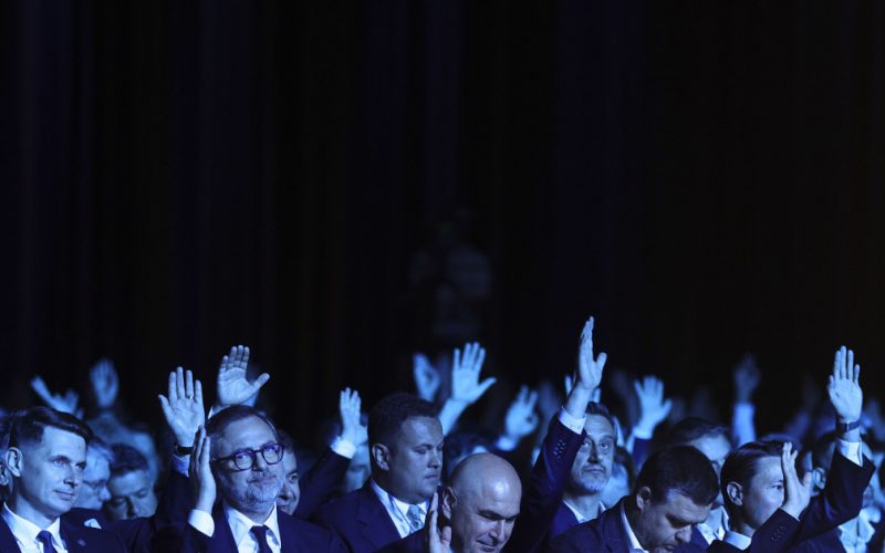 Criza din PNL: Excluderea „puciștilor” și impactul asupra politicii românești