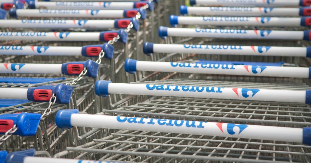 Pavăl Holding preia Carrefour România: O analiză detaliată a impactului asupra pieței și consumatorilor