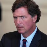 Tucker Carlson părăsește Partidul Republican: Un semnal de alarmă pentru conservatorismul american