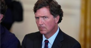 Tucker Carlson părăsește Partidul Republican: Un semnal de alarmă pentru conservatorismul american