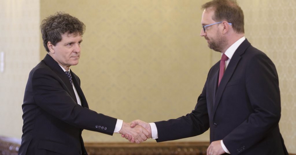 Crisis Politică în România: USR Refuză Colaborarea cu PSD în Viziunea unui Guvern Minoritar