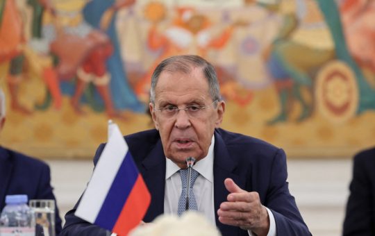Relațiile Rusia-SUA și Viitorul Negocierilor cu Ucraina: Implicații și Perspective