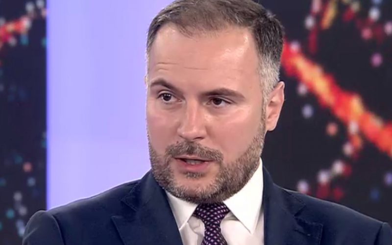 Schimbarea de Paradigmă: PSD și Relația cu AUR în Contextul Politic Românesc