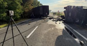 Accident grav pe DN 2A: Coliziune între două TIR-uri cu urmări devastatoare