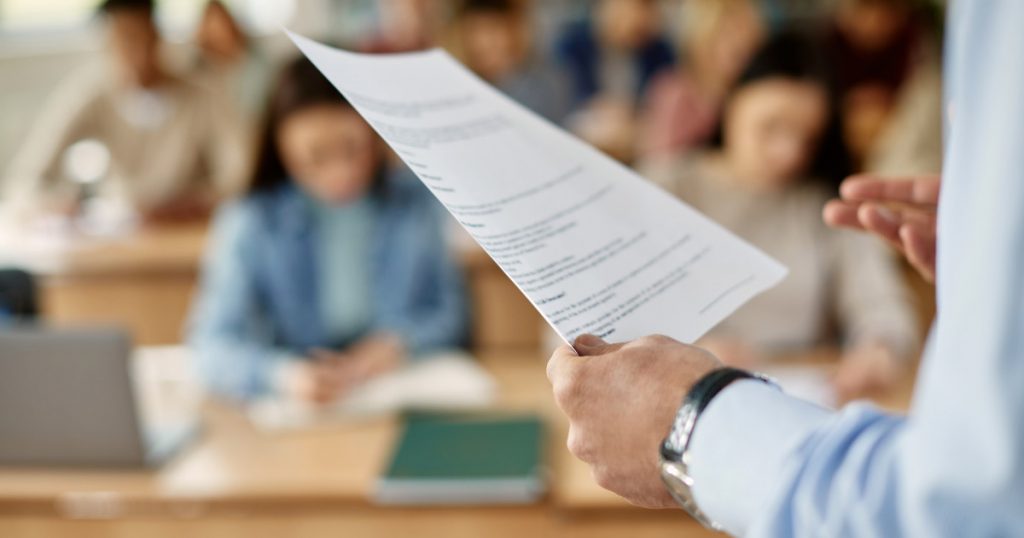 Evaluarea Națională 2026: Tot ce trebuie să știe elevii despre rezultate, contestații și impactul examenului