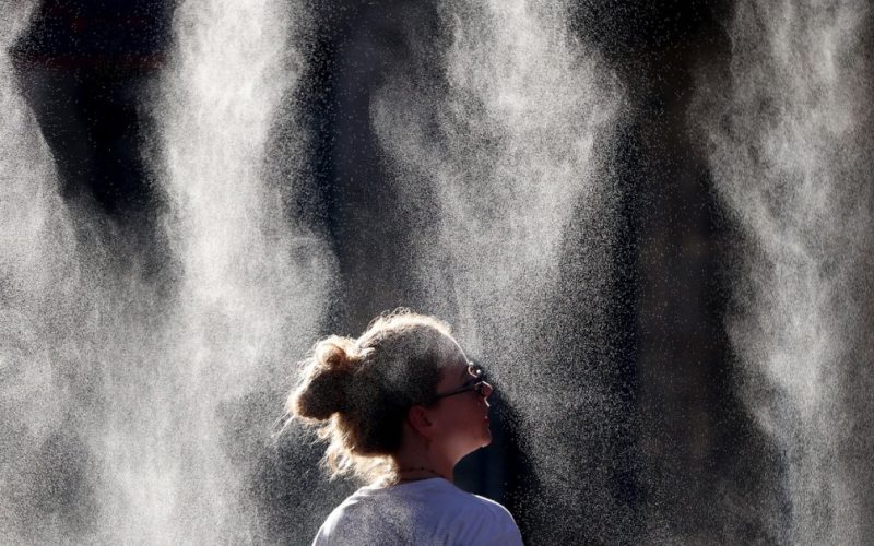 Extinderea Caniculei în Europa: Recorduri de Temperatură și Consecințele Schimbărilor Climatice
