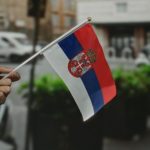 Atenționare de călătorie pentru românii care se îndreaptă spre Serbia: Context, implicații și măsuri de siguranță