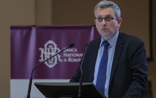 Propunerea unui Pact Politico-Economic de către BNR: O Necesitate în Contextul Crizei Economice Actuale