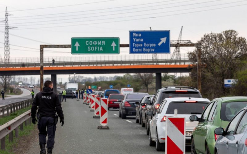 Bulgaria Crește Taxele de Drum: O Analiză Detaliată a Impactului Asupra Șoferilor și Infrastructurii