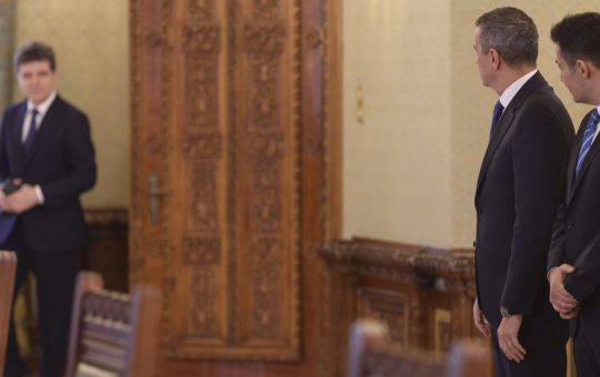 Nicușor Dan și Provocările Politicii Românești: Reevaluarea lui Sorin Grindeanu și Implicațiile pentru Democrație