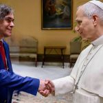 Controversa din jurul lui Mircea Cărtărescu: Impactul imaginilor editate cu AI asupra percepției publice