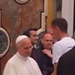 David Popovici și Impactul său asupra Natației: Întâlnirea cu Papa și Provocările Viitoare