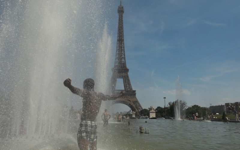 Canicula Europeană: Impactul Extremei Călduri asupra Sănătății Publice și Măsurile Adoptate în Paris