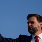 JD Vance și Moștenirea Watergate: Paralele între Nixon și Trump în Era Informațională