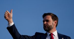 JD Vance și Moștenirea Watergate: Paralele între Nixon și Trump în Era Informațională