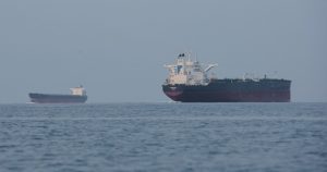 Impactul atacurilor maritime asupra prețului petrolului: o analiză a evenimentelor din Strâmtoarea Ormuz